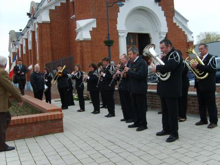 D�fil� en l'honneur des anciens combattants